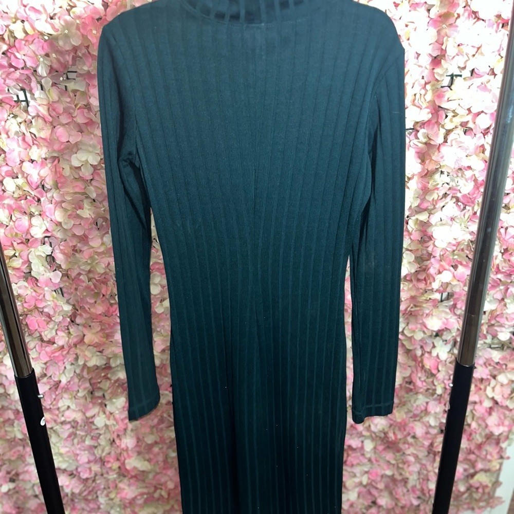 H&M Dark Green Ribbed Long Sleeve Dress